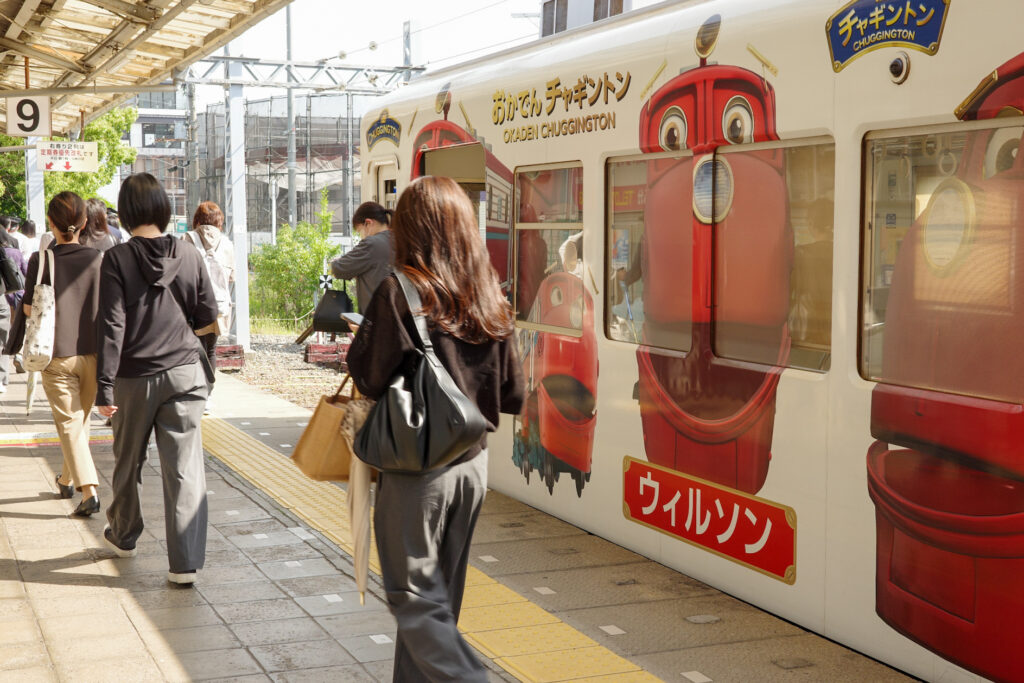 わかやま鐡道貴志川線　和歌山駅　ラッピング車両　チャギントン