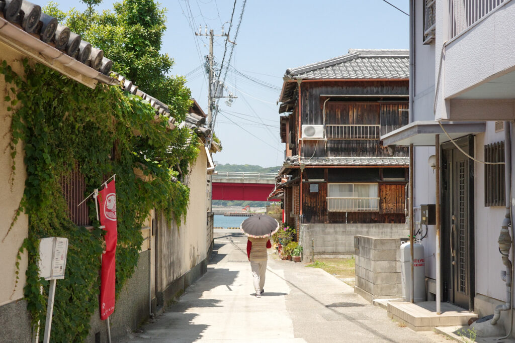 南海加太線　加太のまちなみ