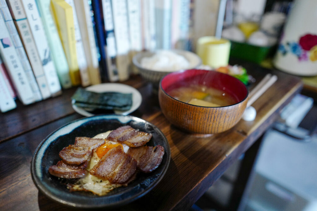 松本散策　山山食堂で朝食