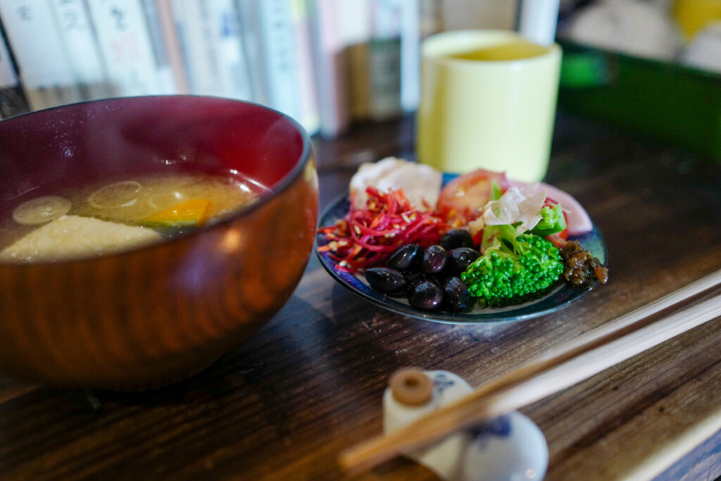 松本散策　山山食堂で朝食